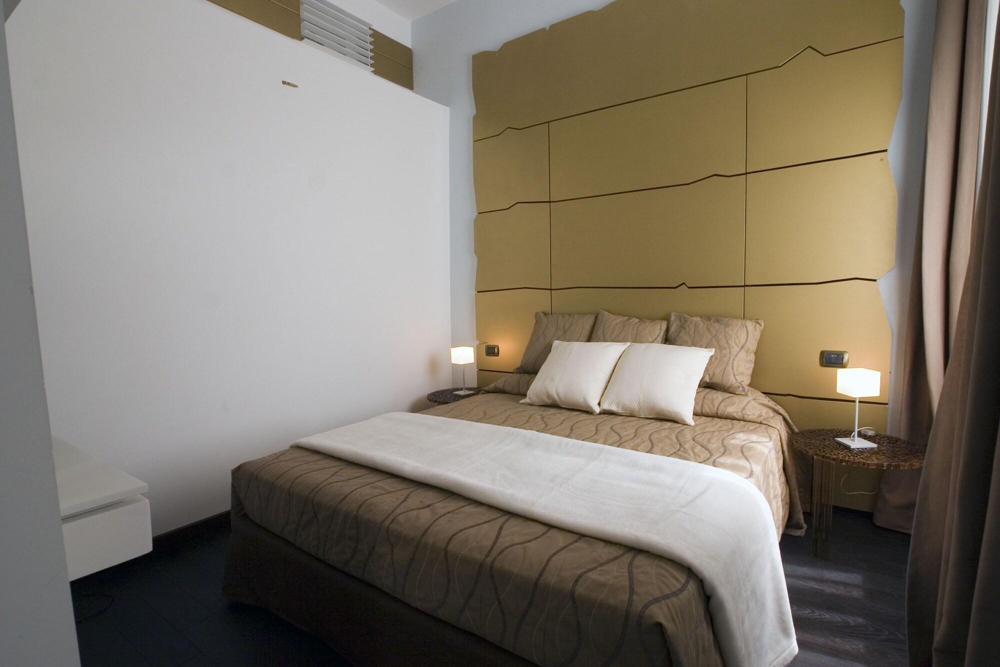 Ht Romeo Al Babuino Hotel Ngoại thất bức ảnh