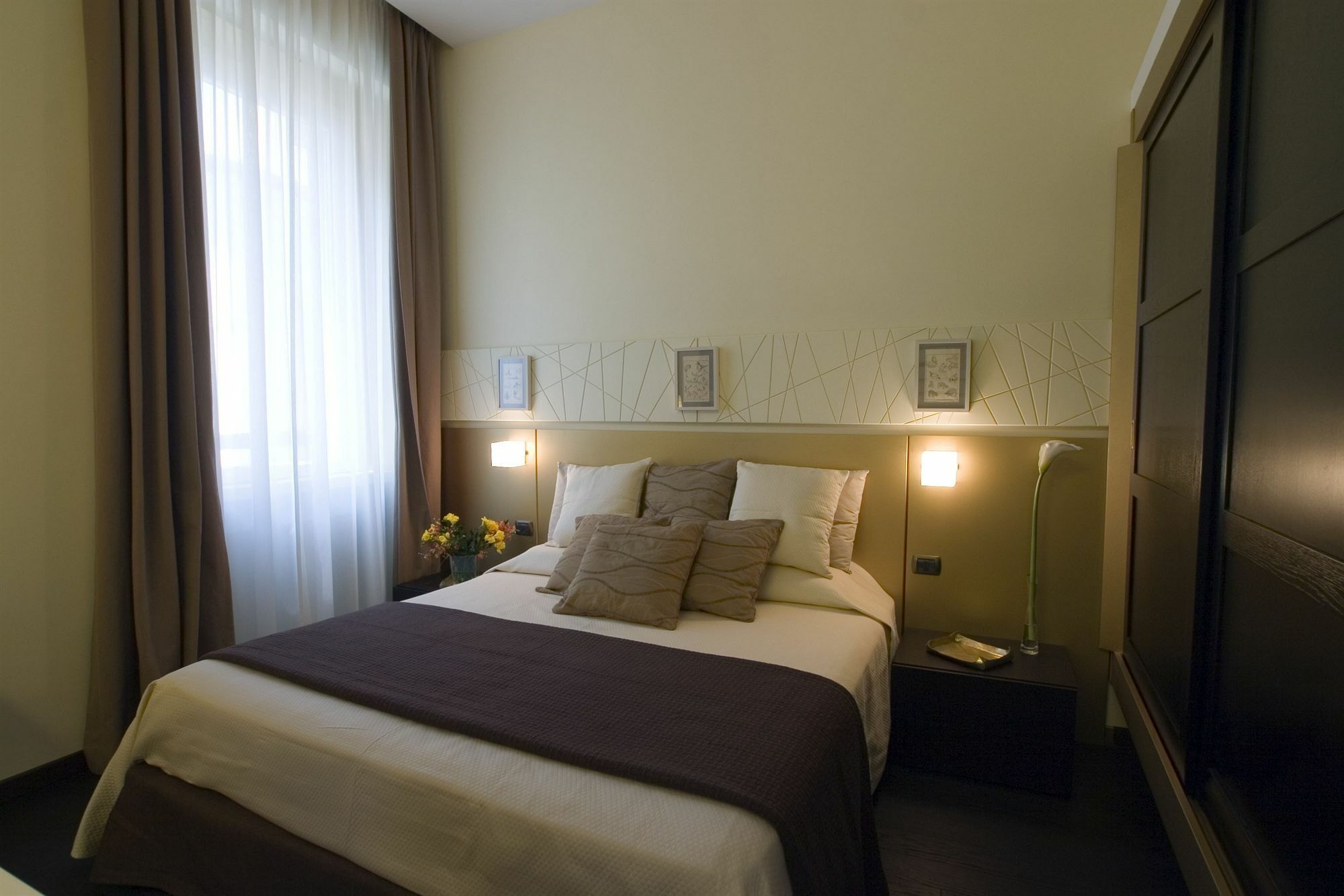 Ht Romeo Al Babuino Hotel Ngoại thất bức ảnh
