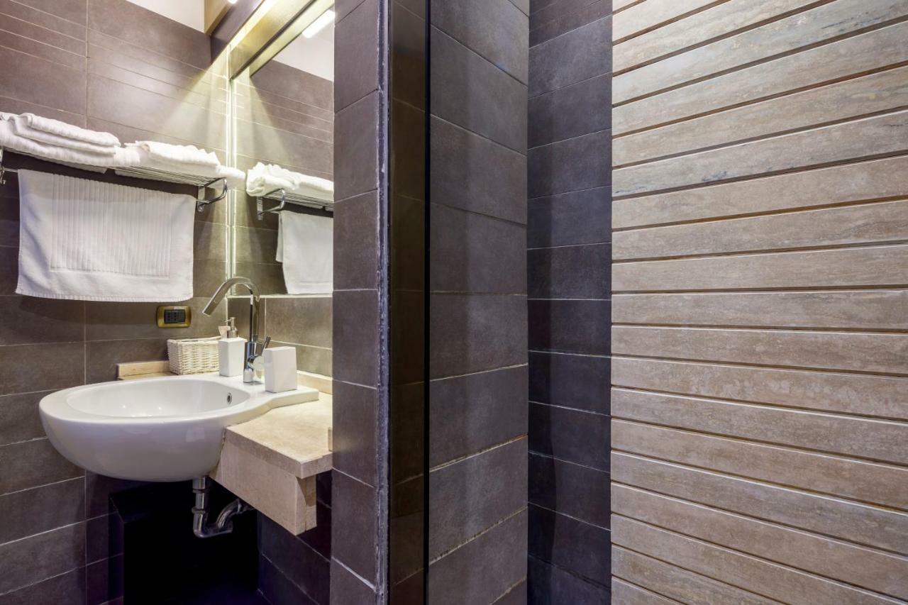 Ht Romeo Al Babuino Hotel Ngoại thất bức ảnh