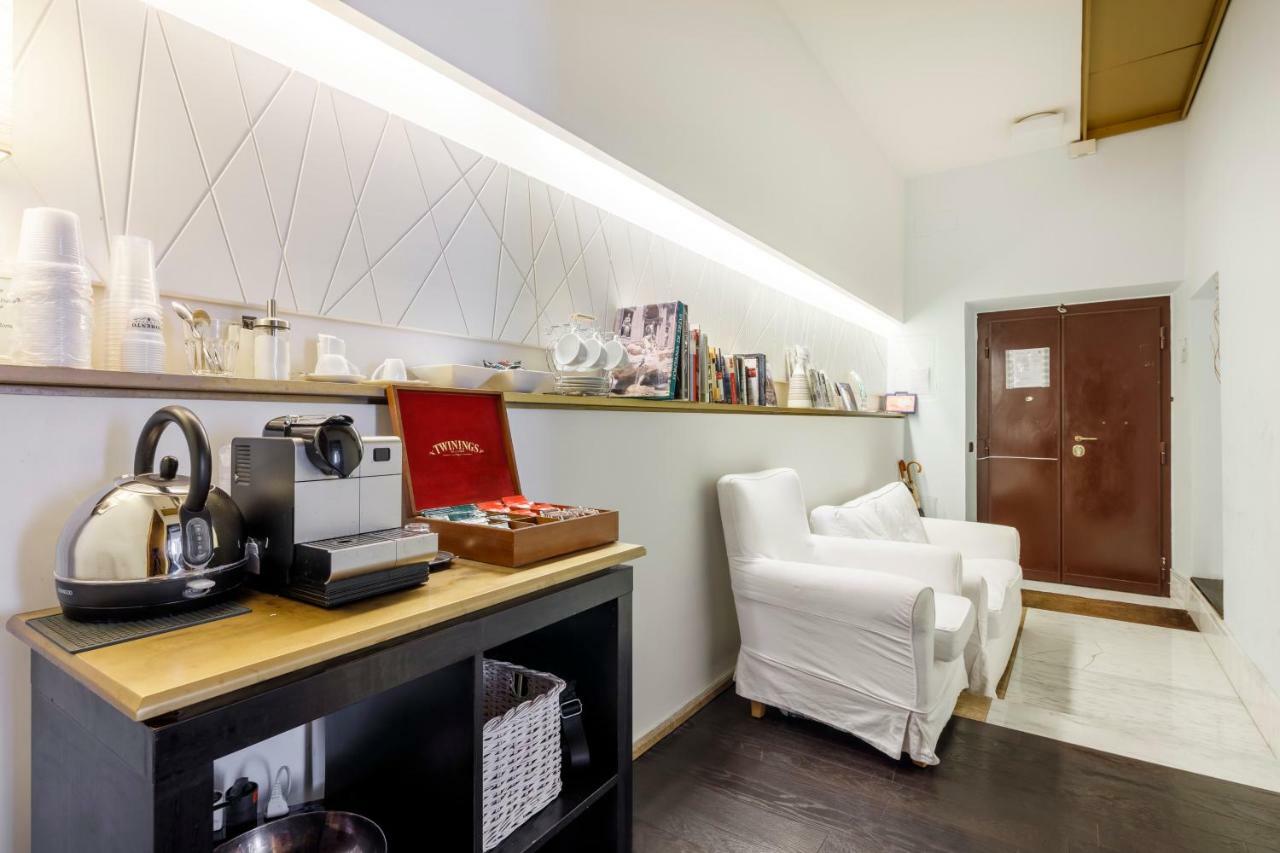 Ht Romeo Al Babuino Hotel Ngoại thất bức ảnh